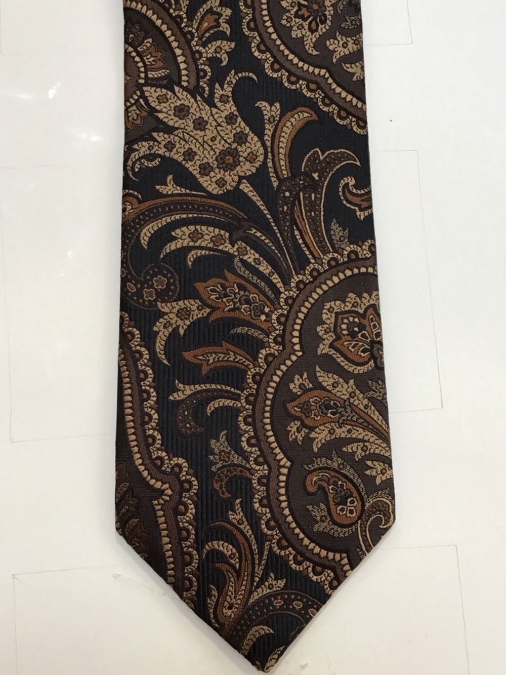 Gallery J Z All Silk Classic Brown Black Gold Tan Paisley Made In USA Men's Tie